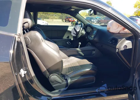 2015 Dodge Challenger R/T Plus Shaker из США, поврежденный, VIN 2C3CDZBTXFH910406